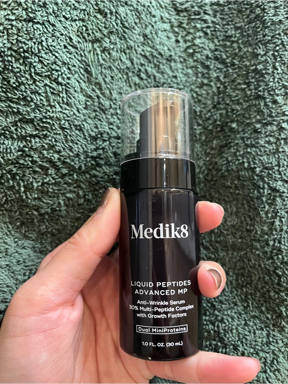 Medik8 Liquid Peptides Advanced MP Anti-Wrinkle Serum - Black